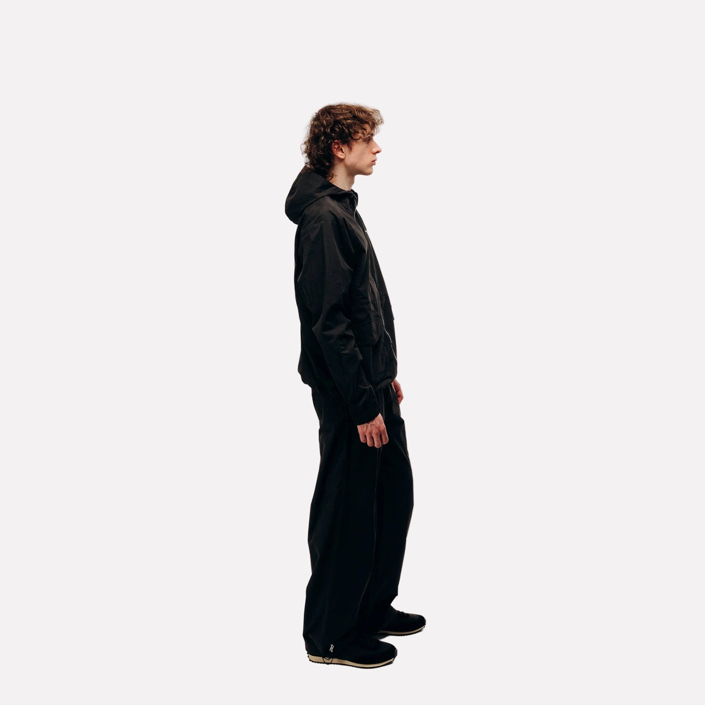 Nōma Cloak Black